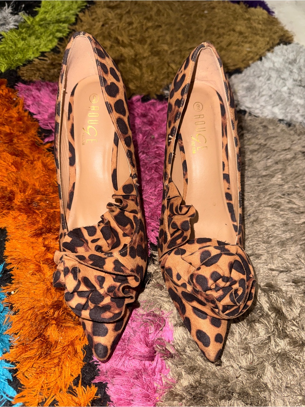 Rouge! Leopard Print Pointed Pumps in Tan and Black with Rosette